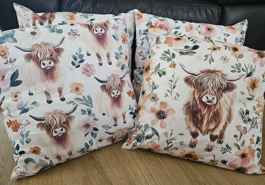 4x 40cm Highland Cow Cushions with inserts